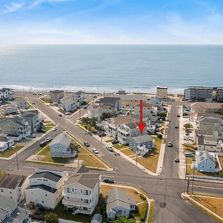 Spectacular 3 Bedroom Condo One Block To The Beach بريقانتاين المظهر الخارجي الصورة